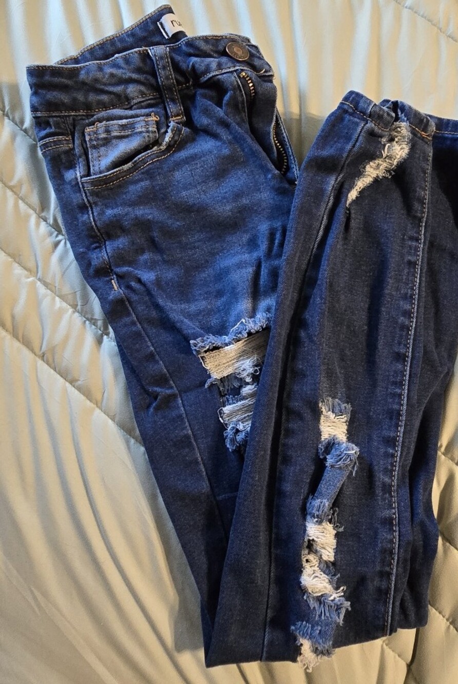 Rue21 Distressed Dark Blue Skinny Jeans